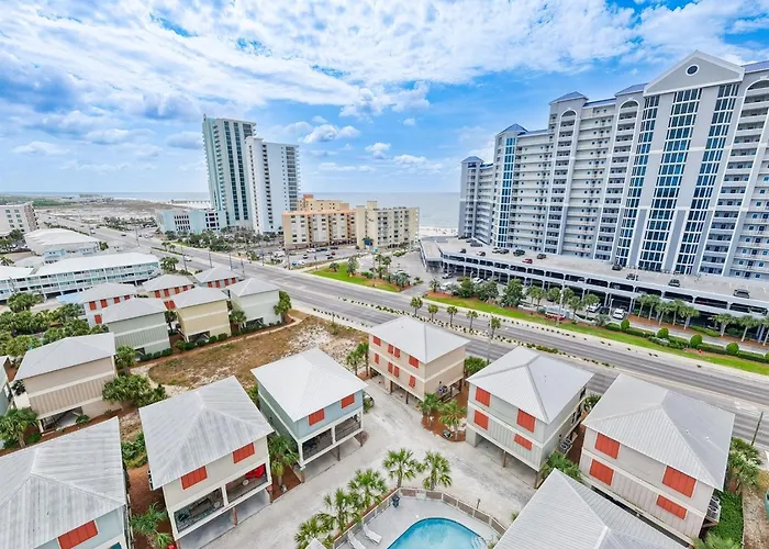 Holiday home Pet Friendly 4 Bed Steps From With Pool Gulf Shores